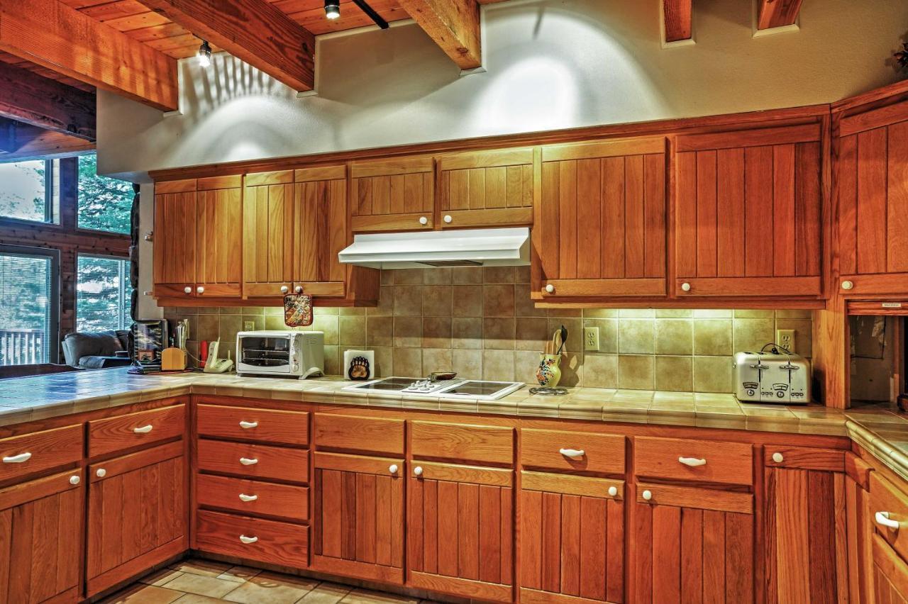 Shaver Lake Cabin With Hot Tub, Deck And Trail Access! Exterior photo